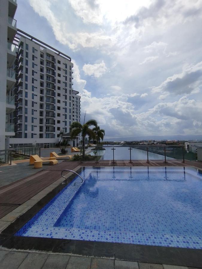מקטאן Mactan Newtown Seaview Condo By Fjcivo מראה חיצוני תמונה